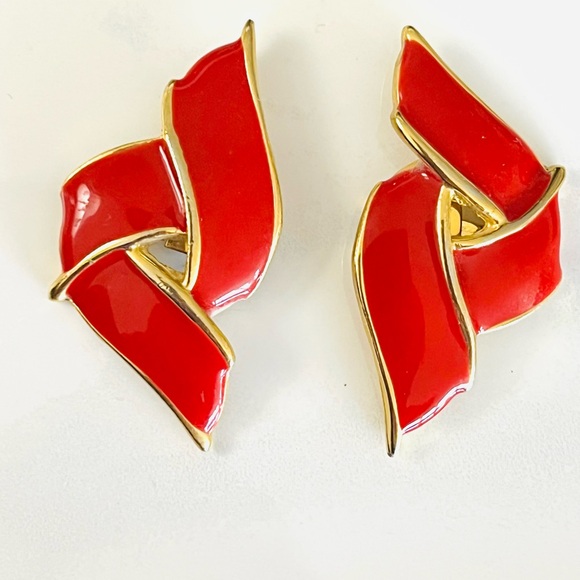Vintage Bluette French made red enamel gold plated shoe clips as is - Picture 1 of 10
